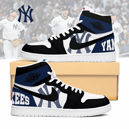 LIMITED EDITION - NEW CUSTOMIZED MLB01 NYY NEW YORK YANKEES AIR JORDAN SNEAKERS