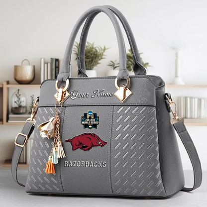 LIMITED EDITION - NEW CUSTOMIZED NCAA CWS03 AKR ARKANSAS RAZORBACKS ZIP HANDBAG MULTICOLOR