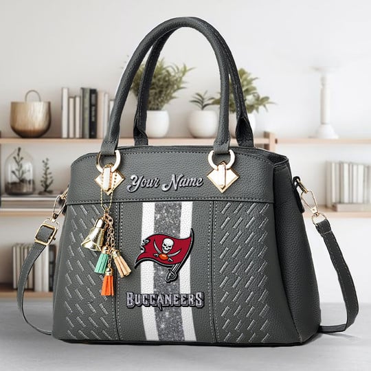 LIMITED EDITION - NEW CUSTOMIZED NFL10 TBB TAMPA BAY BUCCANEERS ZIP HANDBAG MULTICOLOR