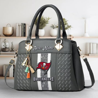 LIMITED EDITION - NEW CUSTOMIZED NFL10 TBB TAMPA BAY BUCCANEERS ZIP HANDBAG MULTICOLOR