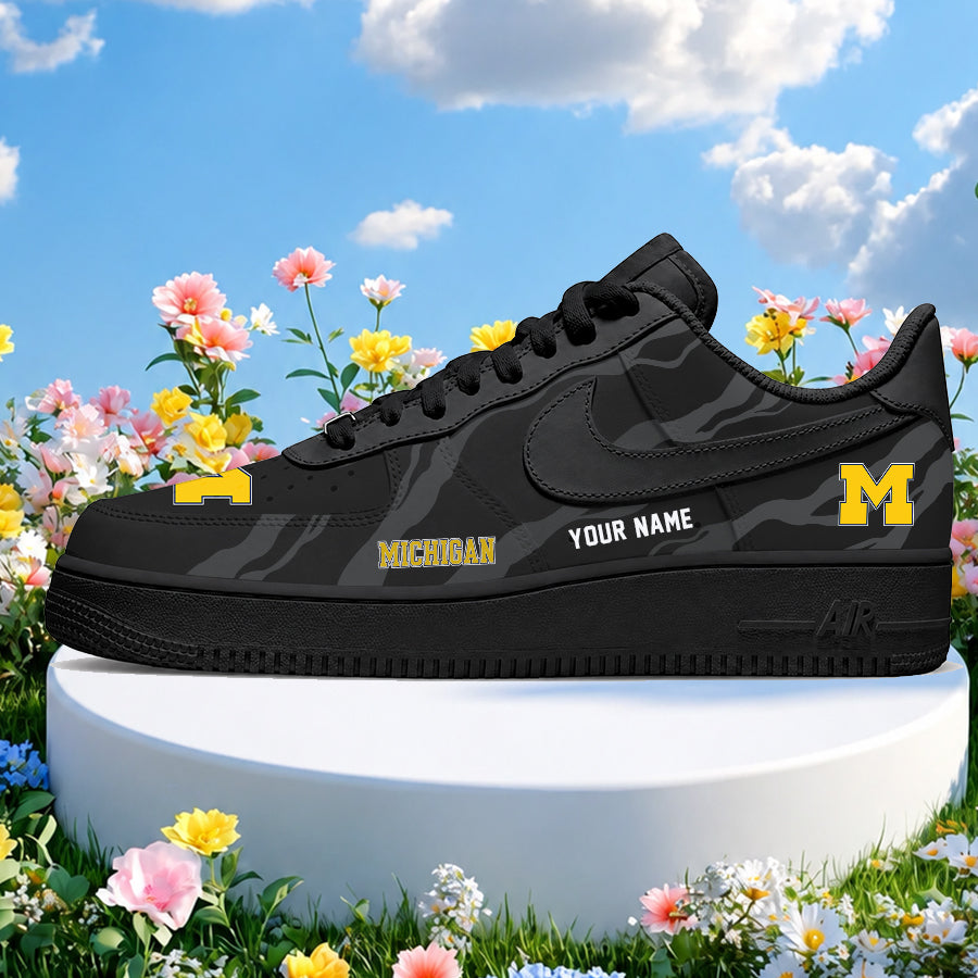 [FAN FAVORITE] NEW CUSTOMIZED NCAA CFH10 MIW MICHIGAN WOLVERINES AF1 SHOES