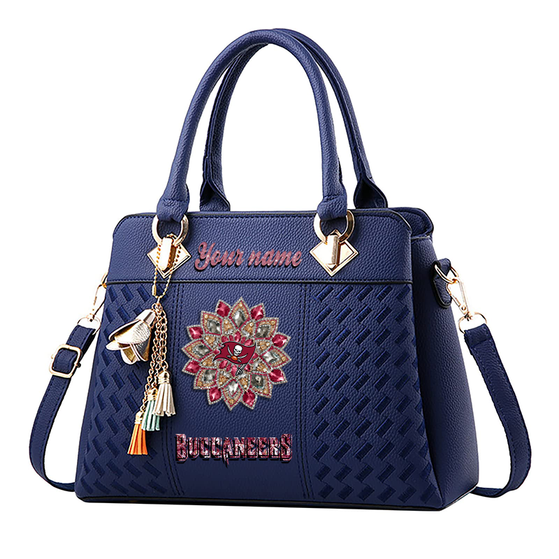 LIMITED EDITION - NEW CUSTOMIZED NFL10 TBB TAMPA BAY BUCCANEERS WOMEN'S ZIP HANDBAG MULTICOLOR