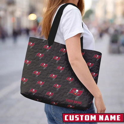 LIMITED EDITION - NEW CUSTOMIZED NFL10 TB BUCCANEERS QUILTED TOTE BAG