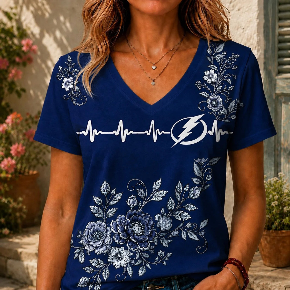 [SUPER SALE] NEW CUSTOMIZED NHL12 TPL TAMPA BAY LIGHTNING V-NECK FEMALE SHIRT