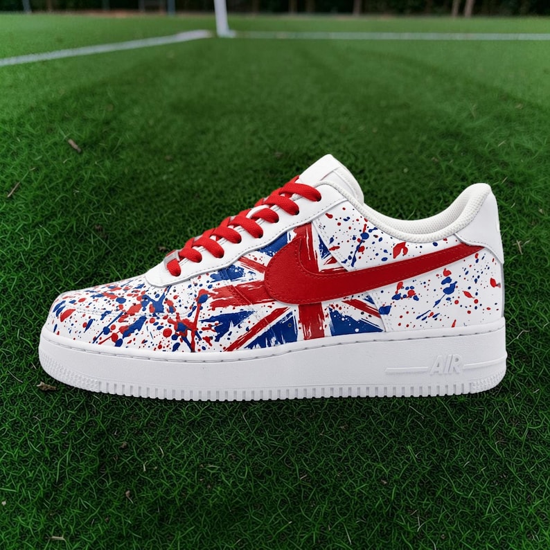 [HOT DEAL] NEW CUSTOMIZED PATRIOTIC AMERICAN FLAG AIR FORCE 1 SHOES