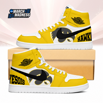 LIMITED EDITION - NEW CUSTOMIZED NCAA MAM16 IWH IOWA HAWKEYES AIR JORDAN SNEAKERS