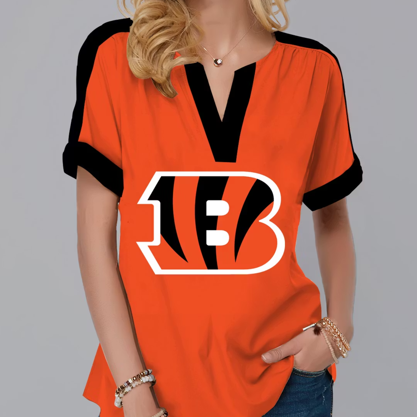 LIMITED EDITION - NEW CUSTOMIZED NFL16 CCB CINCINNATI BENGALS V-NECK FEMALE SHIRT