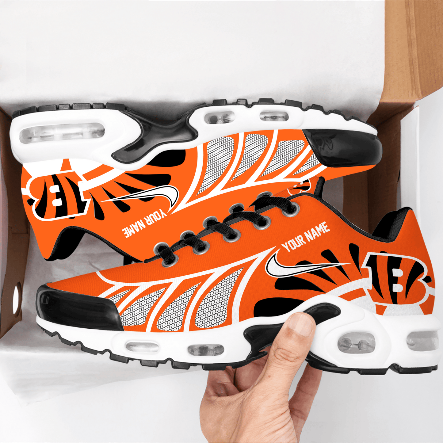 LIMITED EDITION - NEW CUSTOMIZED NFL16 CCB CINCINNATI BENGALS UNISEX AIR MAX PLUS SNEAKERS