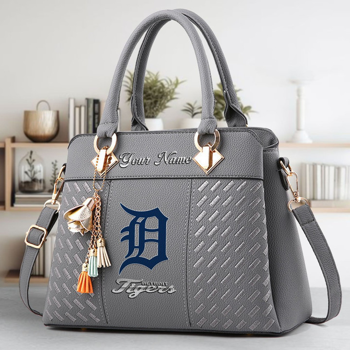 LIMITED EDITION - NEW CUSTOMIZED MLB16 DTS DETROIT TIGERS ZIP HANDBAG MULTICOLOR