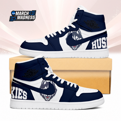 LIMITED EDITION - NEW CUSTOMIZED NCAA MAM21 UCH UCONN HUSKIES AIR JORDAN SNEAKERS