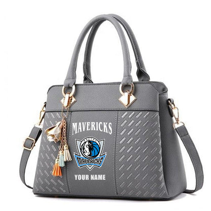 LIMITED EDITION - NEW CUSTOMIZED NBA18 DMA DALLAS MAVERICKS ZIP HANDBAG MULTICOLOR