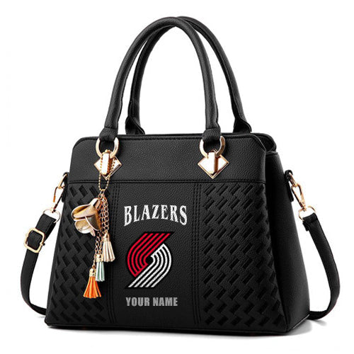 LIMITED EDITION - NEW CUSTOMIZED NBA22 PTB PORTLAND TRAIL BLAZERS ZIP HANDBAG MULTICOLOR