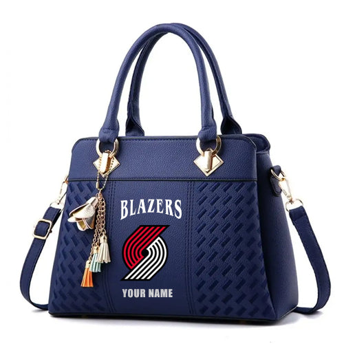LIMITED EDITION - NEW CUSTOMIZED NBA22 PTB PORTLAND TRAIL BLAZERS ZIP HANDBAG MULTICOLOR