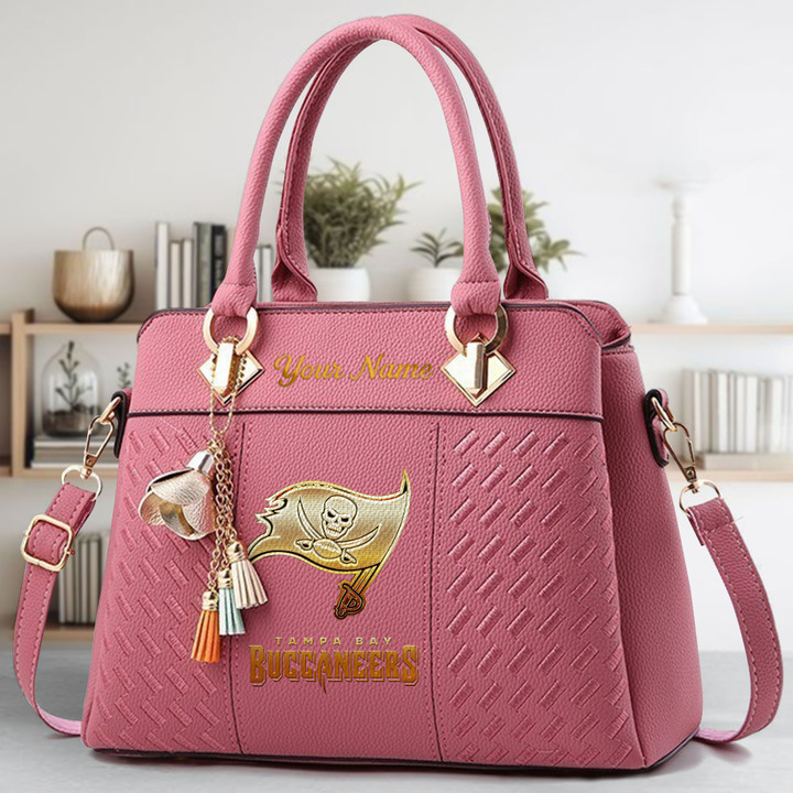 LIMITED EDITION - NEW CUSTOMIZED NFL10 TBB TAMPA BAY BUCCANEERS LUXURY HANDBAG IN MULTIPLE COLORS