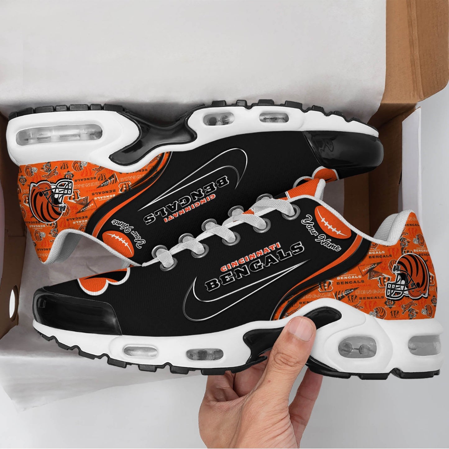 LIMITED EDITION - NEW CUSTOMIZED NFL16 CCB CINCINNATI BENGALS UNISEX AIR MAX PLUS SNEAKERS
