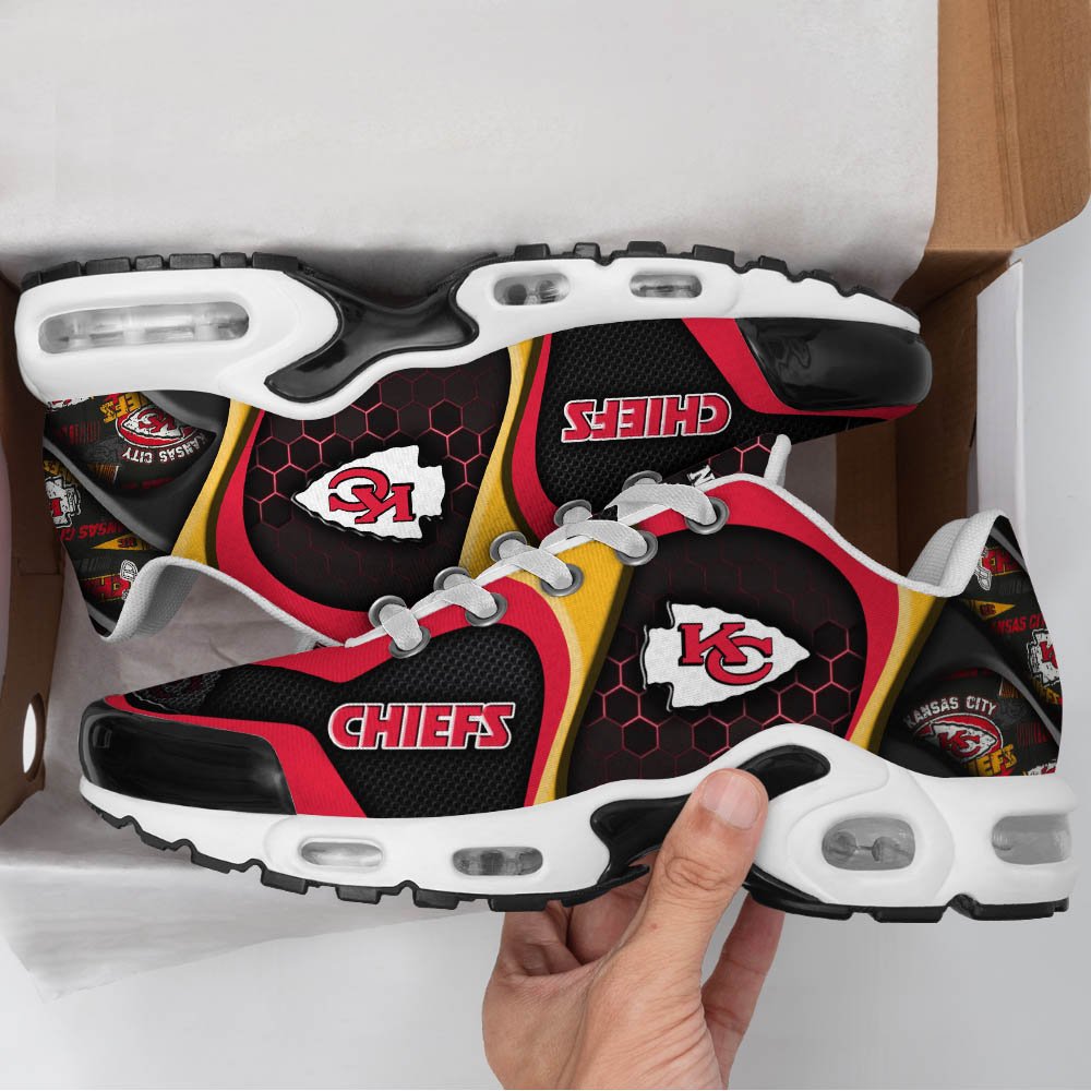 LIMITED EDITION - NEW CUSTOMIZED NFL01 KCC KANSAS CITY CHIEFS UNISEX AIR MAX PLUS SNEAKERS