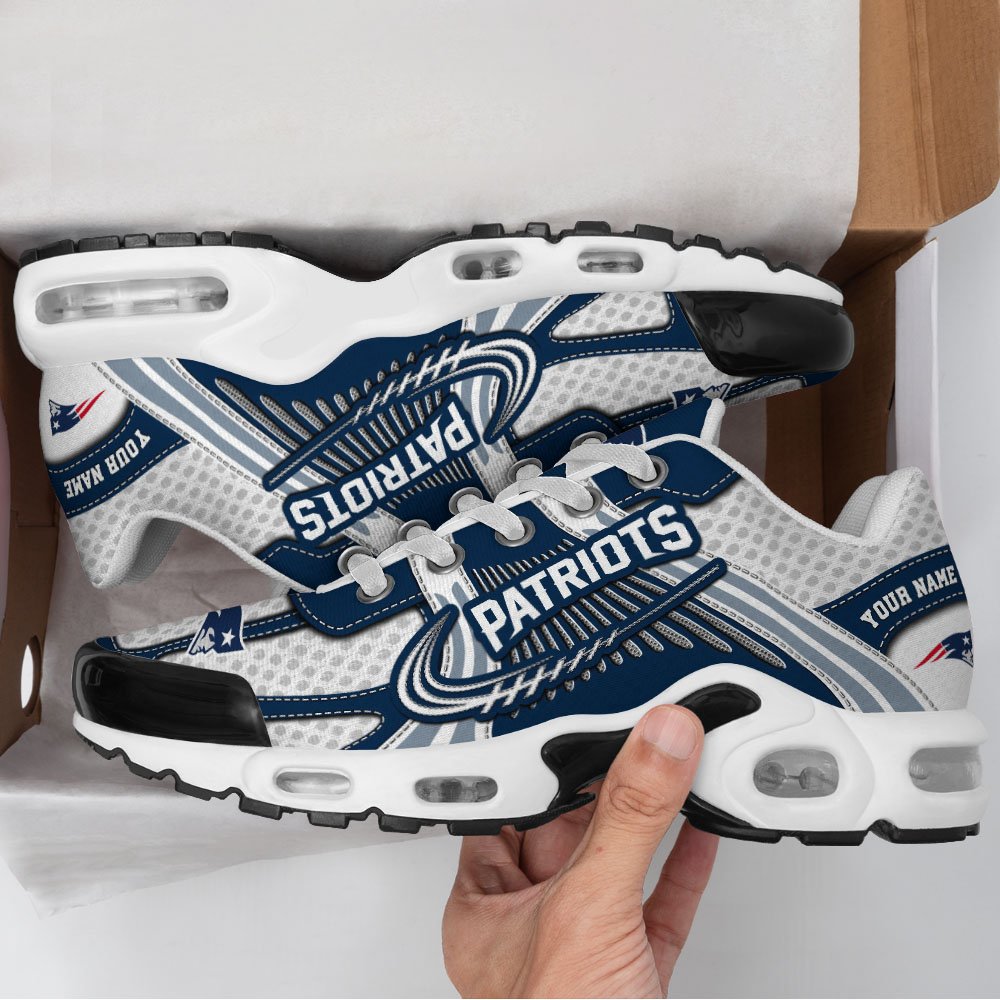LIMITED EDITION - NEW CUSTOMIZED NFL27 NEP NEW ENGLAND PATRIOTS UNISEX AIR MAX PLUS SNEAKERS
