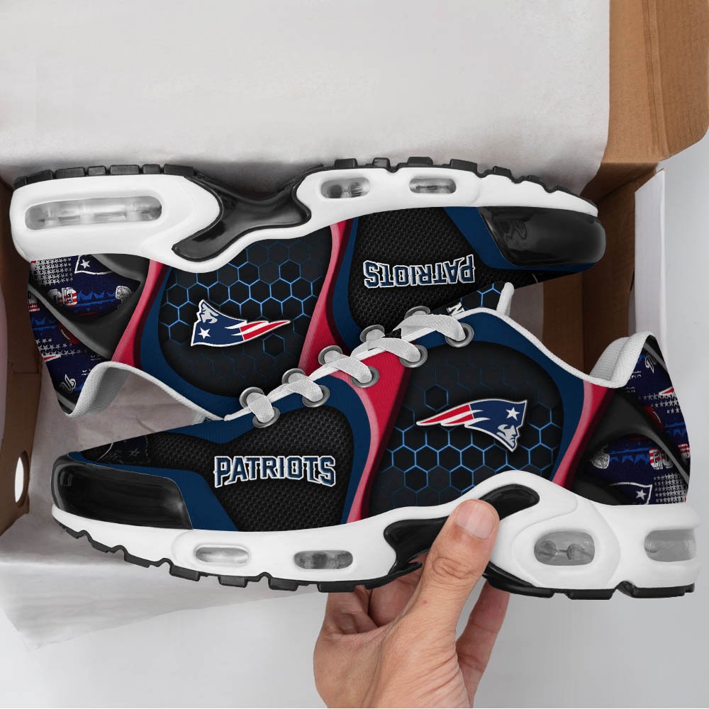 LIMITED EDITION - NEW CUSTOMIZED NFL27 NEP NEW ENGLAND PATRIOTS UNISEX AIR MAX PLUS SNEAKERS