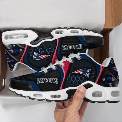 LIMITED EDITION - NEW CUSTOMIZED NFL27 NEP NEW ENGLAND PATRIOTS UNISEX AIR MAX PLUS SNEAKERS