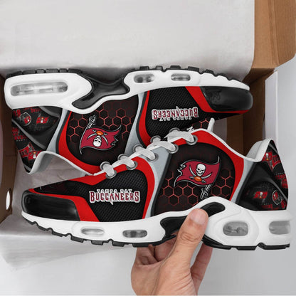 LIMITED EDITION - NEW CUSTOMIZED NFL10 TBB TAMPA BAY BUCCANEERS UNISEX AIR MAX PLUS SNEAKERS