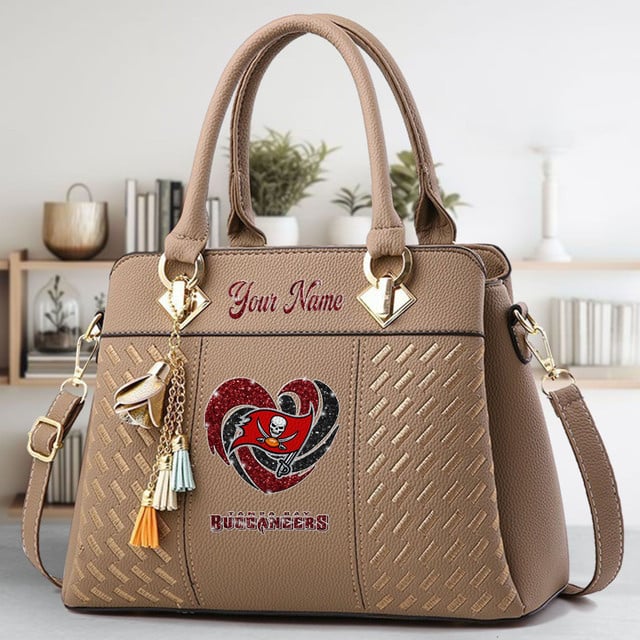 LIMITED EDITION - NEW CUSTOMIZED NFL10 TBB TAMPA BAY BUCCANEERS ZIP HANDBAG MULTICOLOR