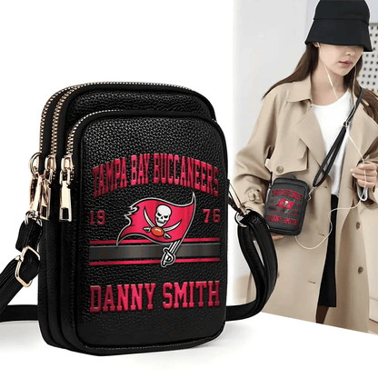 LIMITED EDITION - NEW CUSTOMIZED NFL10 TBB TAMPA BAY BUCCANEERS LEATHER CROSSBODY BAG