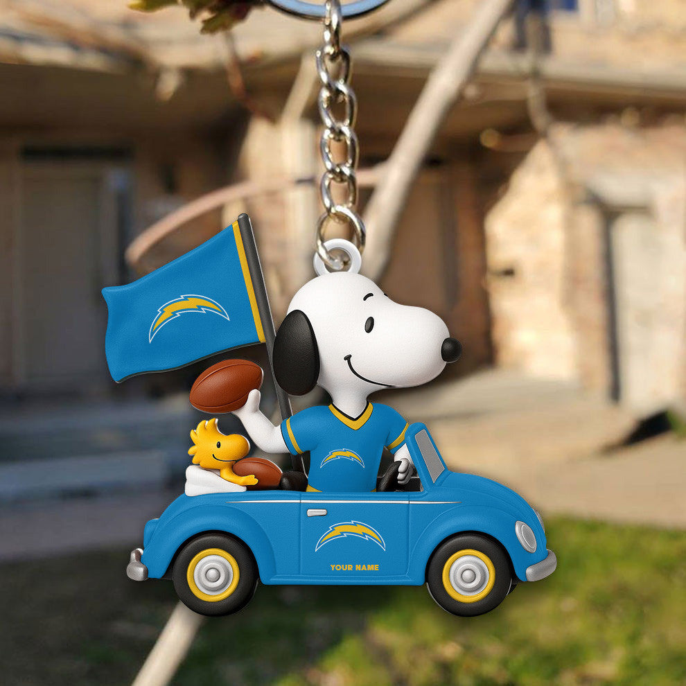 LIMITED EDITION - NEW CUSTOMIZED NFL09 LAC LOS ANGELES CHARGERS SPECIAL CAR SNOOPDOG KEYCHAIN