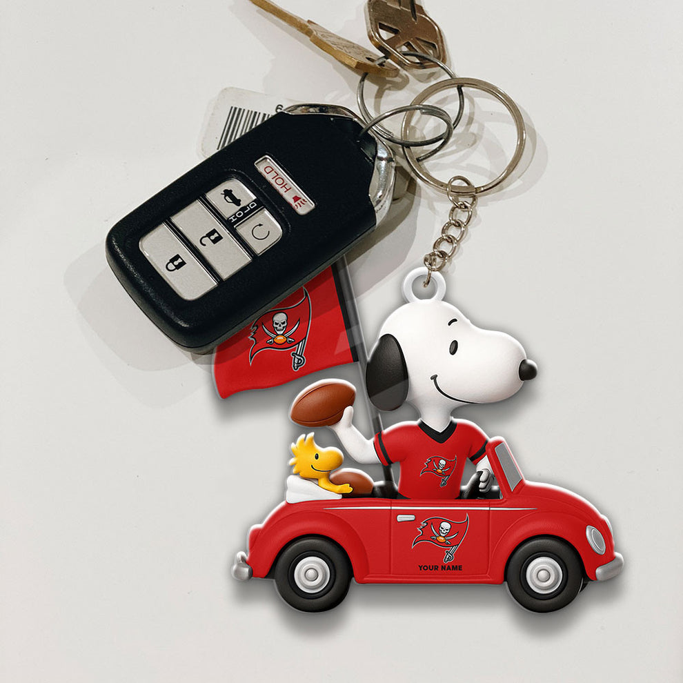 LIMITED EDITION - NEW CUSTOMIZED NFL10 TTB TAMPA BAY BUCCANEERS SPECIAL CAR SNOOPDOG KEYCHAIN