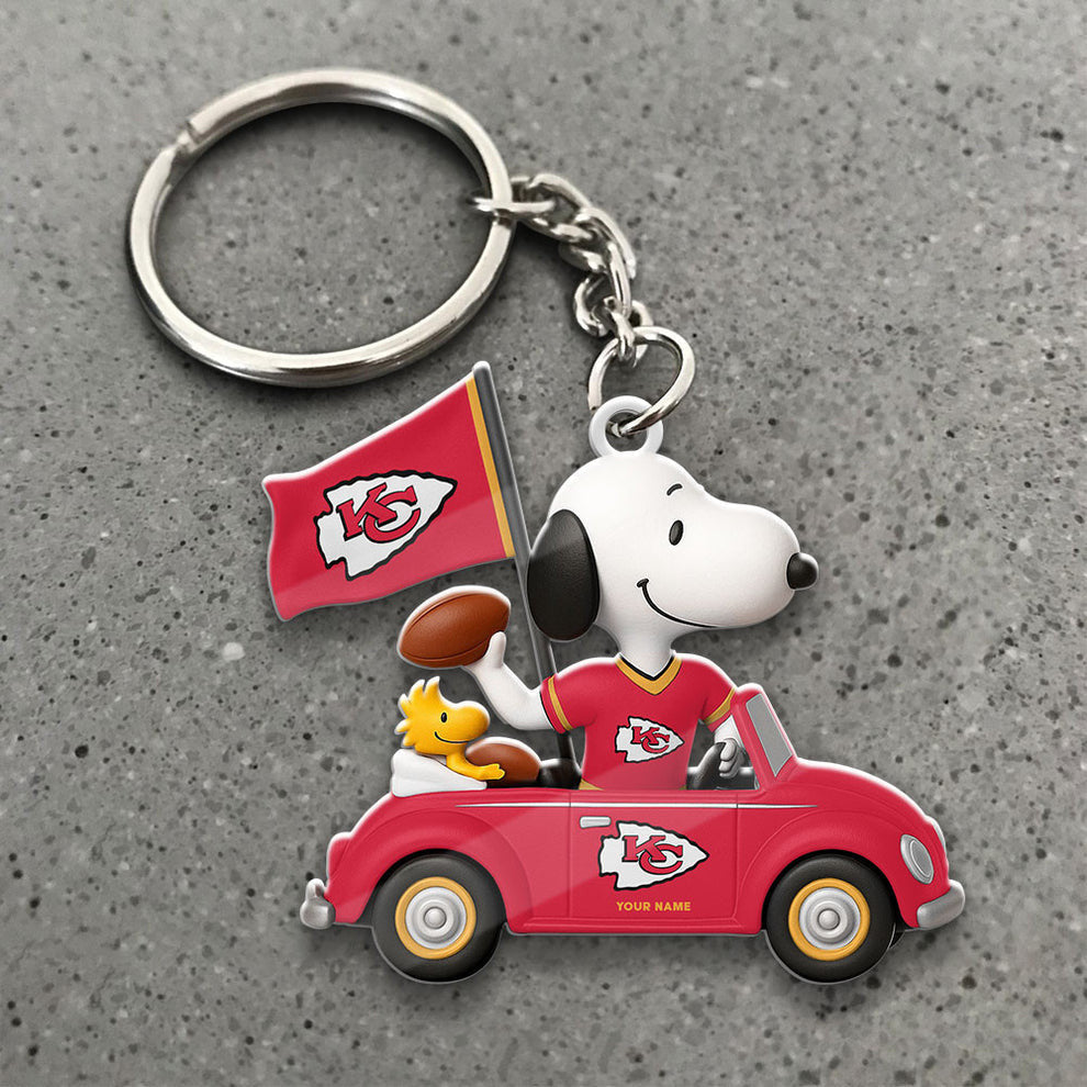 LIMITED EDITION - NEW CUSTOMIZED NFL01 KCC KANSAS CITY CHIEFS SPECIAL CAR SNOOPDOG KEYCHAIN